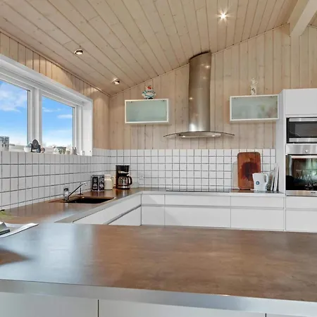 Charming Retreat For 6 - By Traum بيت للعطل