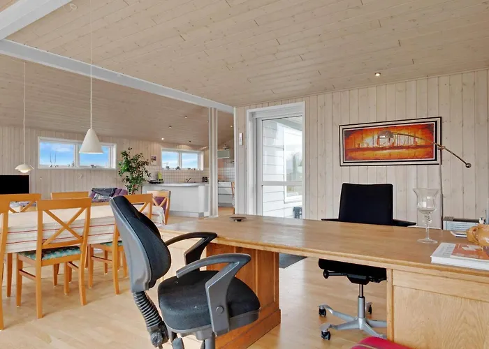 Charming Retreat For 6 - By Traum * Løkken